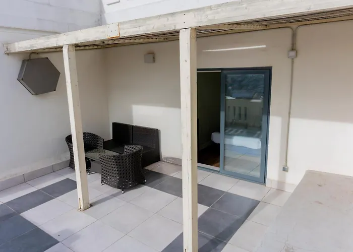 Hostal Charlotte-Gran Vía